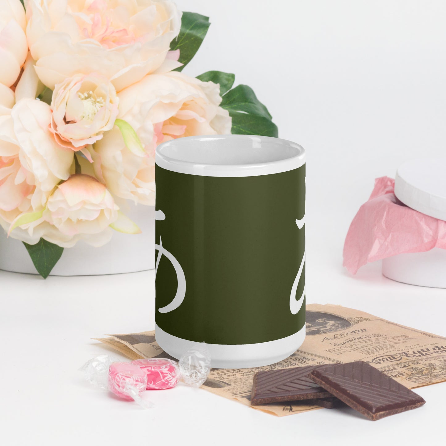 Peace japanese mug with white Japanese character on olive green background. Perfect gift for earth day, housewarmings, birthdays, Valentines, Thanksgiving, Christmas, Father’s Day and Mother’s Day.